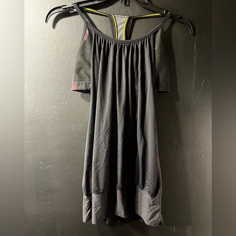 Lululemon Tank with built in bra